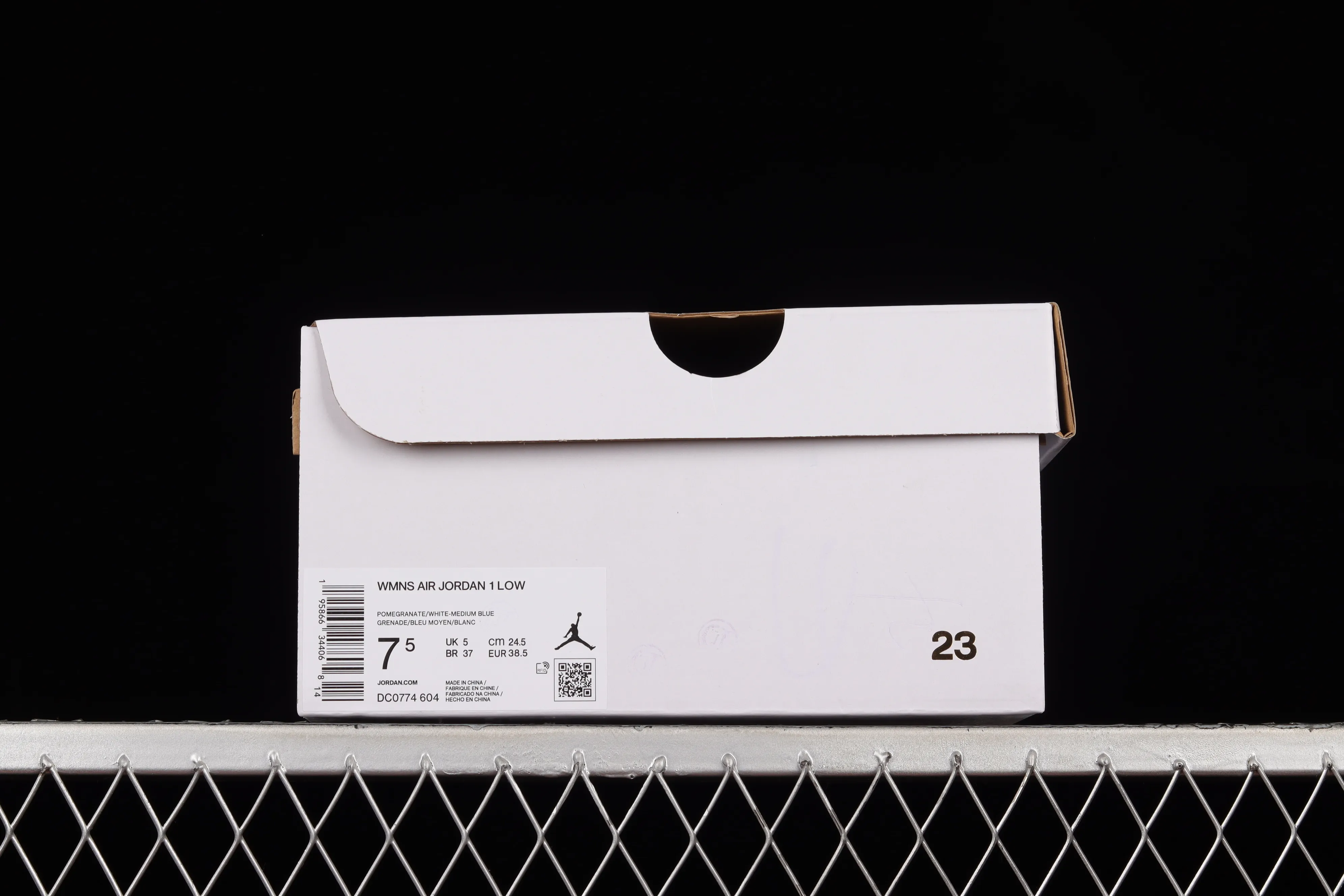 All categories Air Jordan Jordan series basketball shoes Air Jordan 1 Low Air Jordan 1 Low AJ1 Joe 1 red, blue and white swoosh color low-top basketball shoes DC0774-604